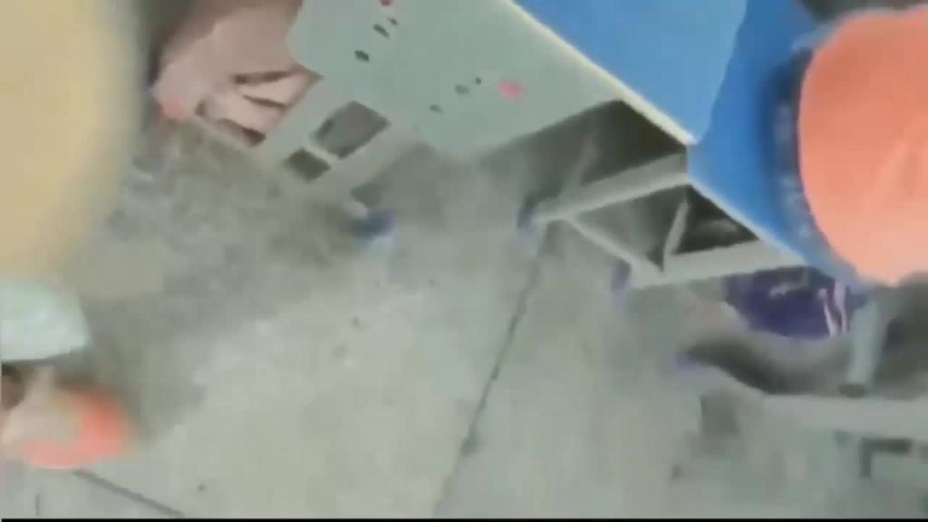 北京朝阳区音乐教师课间当着同学跳蛋自慰 预览截图 11