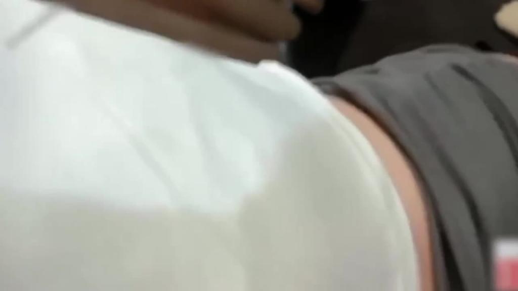 【家有迷人小嫂子】哥哥满足不了我替哥哥干嫂子香蕉插嫩穴无提高爆操口爆 预览截图 11