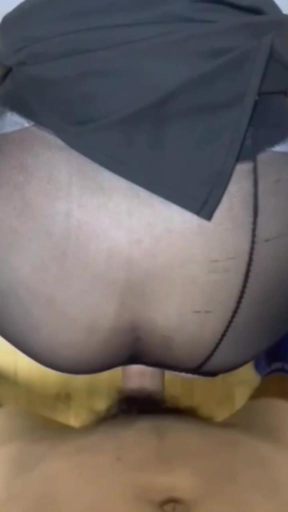 和风情万种小姨子家中无套乱伦偷情,姐夫我不会怀孕吧? 预览截图 12