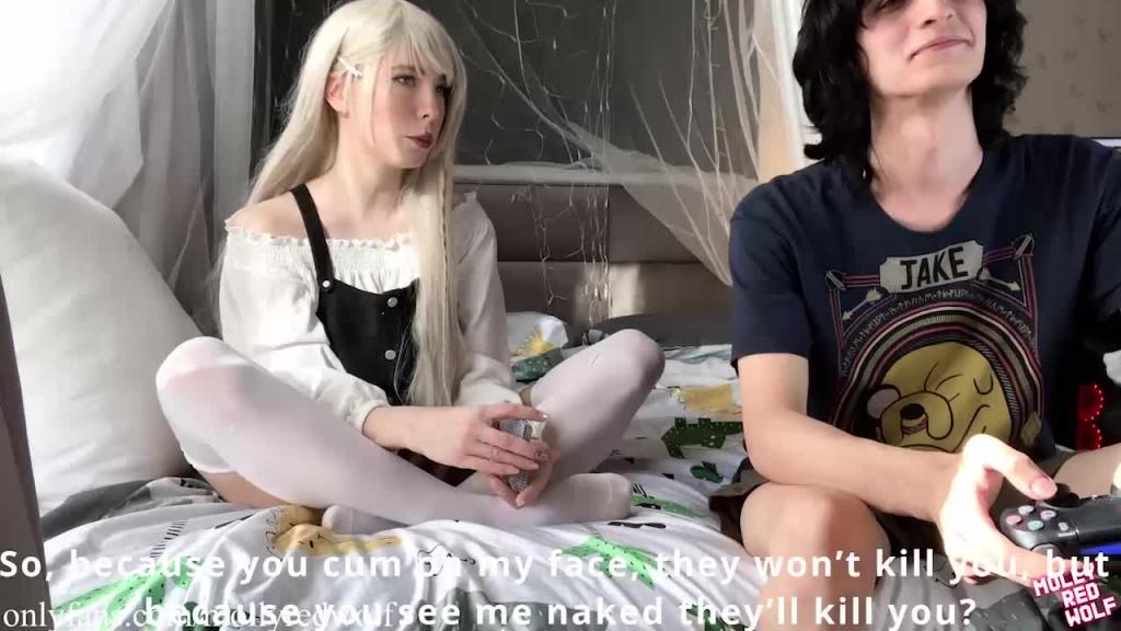[MollyRedWolf]OF人气毛妹女朋友不让我玩游戏机那就来玩打扑克脱衣服的游戏吧最后不还是要被我操 预览截图 2