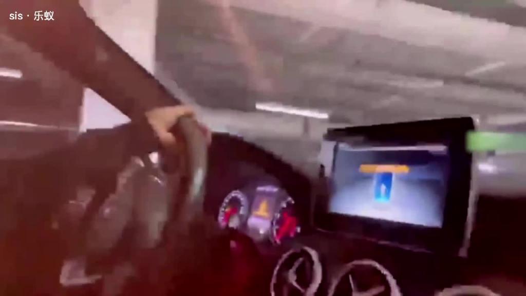 网爆门:健身美女被调教记录流出 预览截图 3