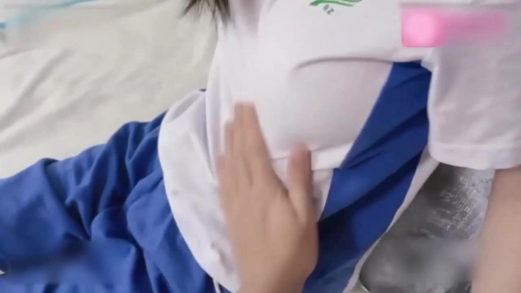 考试失利给予美乳学妹的安慰 预览截图 2