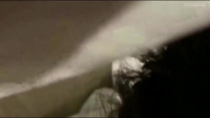 兄妹乱伦,高颜值姐姐与弟弟多次尝禁果无法自拔=乱伦 预览截图 9