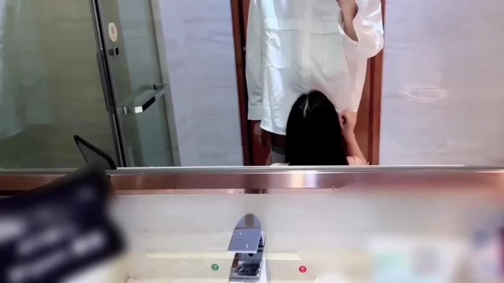 我和你兄弟上床了你不会嫌弃我吧你戴套了不算 预览截图 2