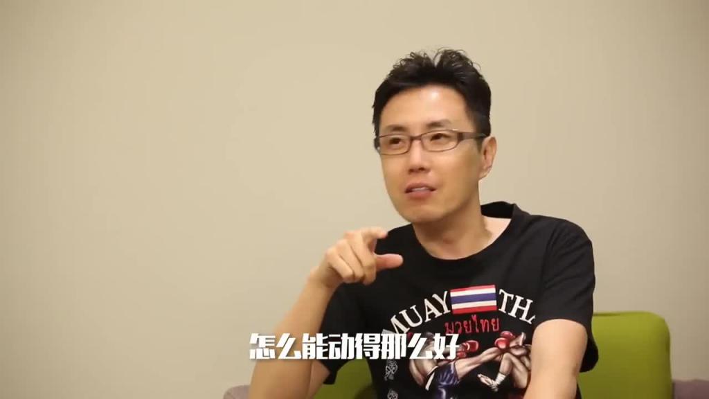 小鹏奇啪行第一季 第2集 芭堤雅风月街!钢管舞女郎与神秘BOSS的故事 预览截图 10