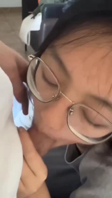 暗恋的女神竟然如此淫荡 预览截图 3