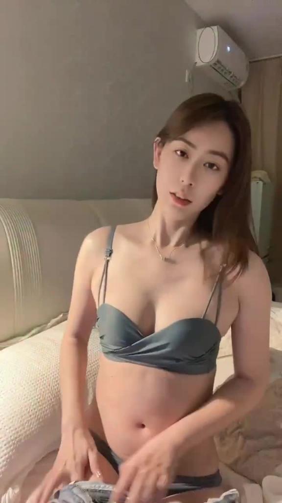 哥哥快来干我！！！水好多 预览截图 5