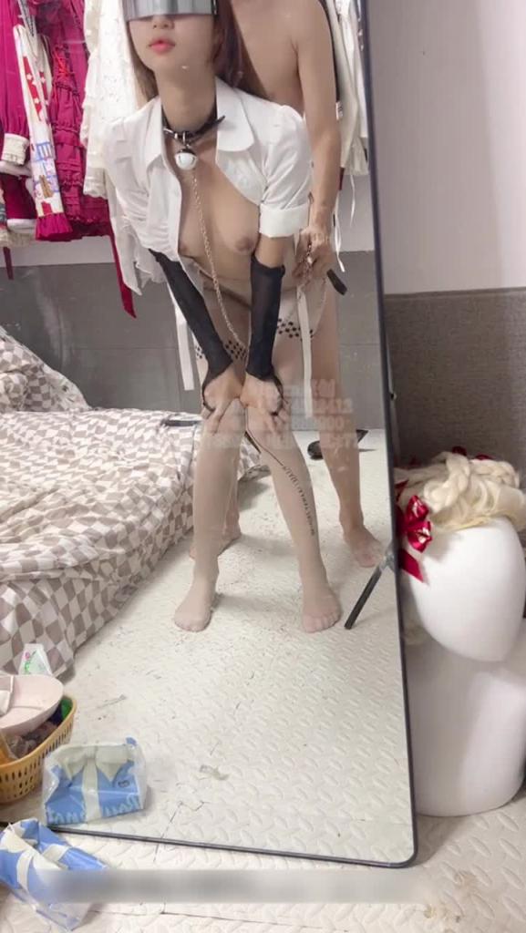 清纯小仙女化身勾魂迷人小妖精 制服小皮裙啪啪 极品美人胚反差婊 站着被操尿 彻底释放自己 预览截图 11
