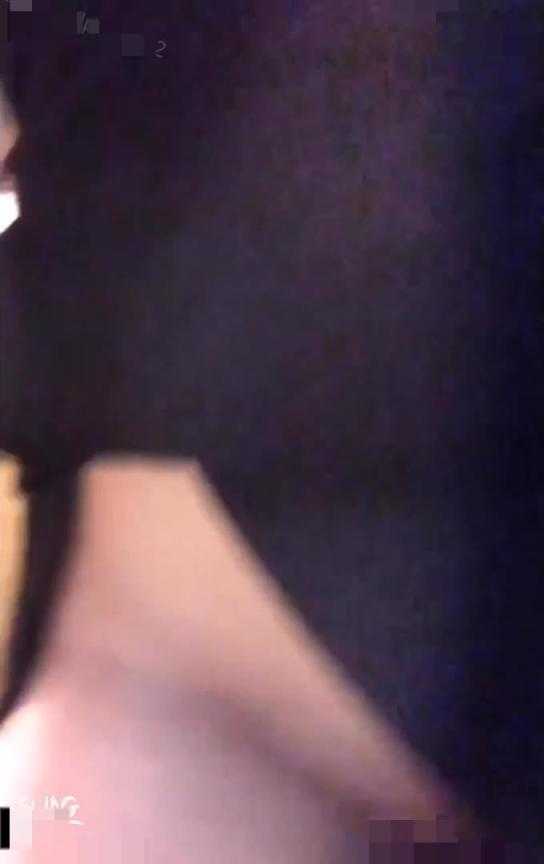 台湾SWAG funnyg 暗黑版吴佩慈 空姐请男同事验证咏春拳不敌被强上 预览截图 12