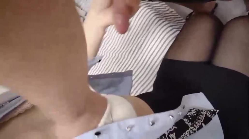 最新母子乱伦儿子今天好厉害足足让我高潮了两次真的太爽了 预览截图 3