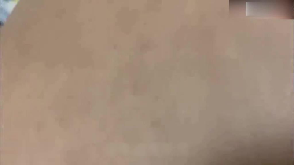 我妈妈隋春雪真是个名副其实的骚母狗小号勾引母亲第一次真实看到母亲的大大大淫穴 预览截图 2