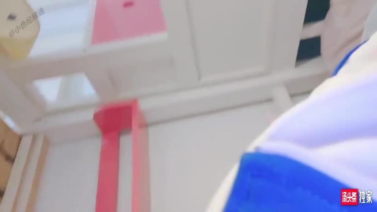【难得一见的无毛白虎馒头嫩穴】 预览截图 10