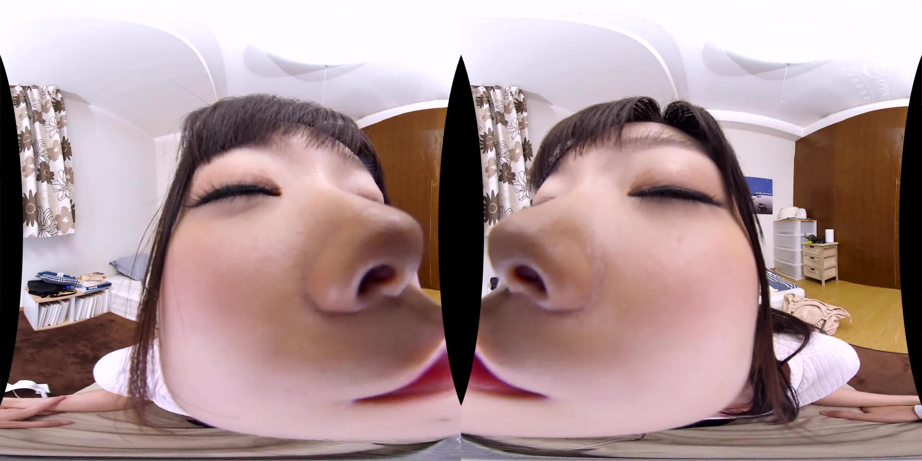 【3】VR 长篇 在满是女性的客满电车上顶到爽&看到爽！ 第三集 AVOPVR-127 预览截图 7