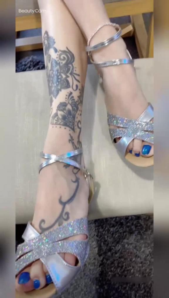 贵宾【吉林富婆调教奴狂喜澳洲养男奴】为国争光,快手抖音网红:澳洲颖后和老公视频 预览截图 11