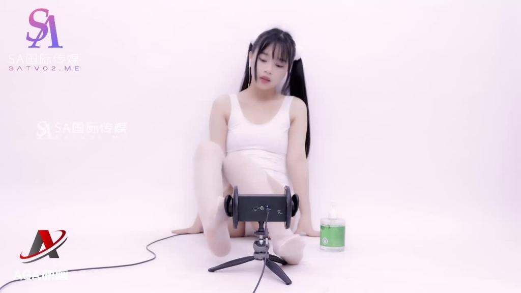 AT267-ASMR娇嫩白丝少女-足交摩擦舔耳 预览截图 4
