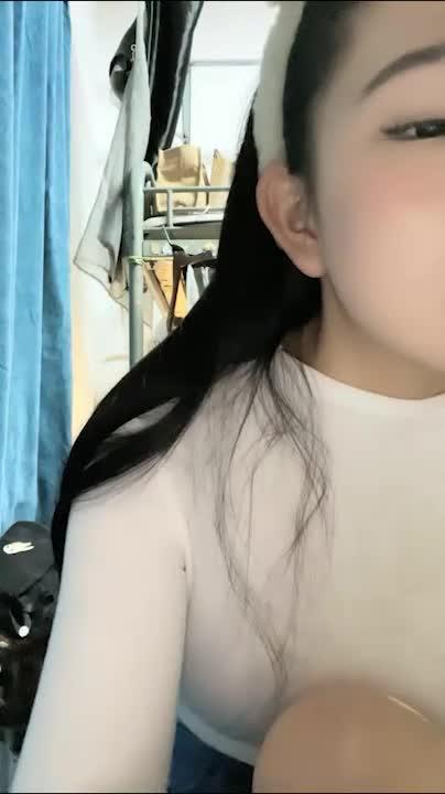 【大二G奶学妹02】绝对校花巨乳妹,寝室超大尺度完美展现嫩逼 预览截图 2