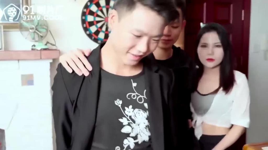 91CM-212 赵雅洁.嫂子的温柔巨乳淫荡嫂子的诱惑.乱伦偷情内射性爱 预览截图 3