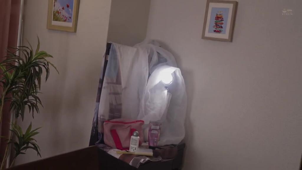 与被寝取的妻子情绪高涨事情 加藤椿 SPRD-1525 预览截图 12