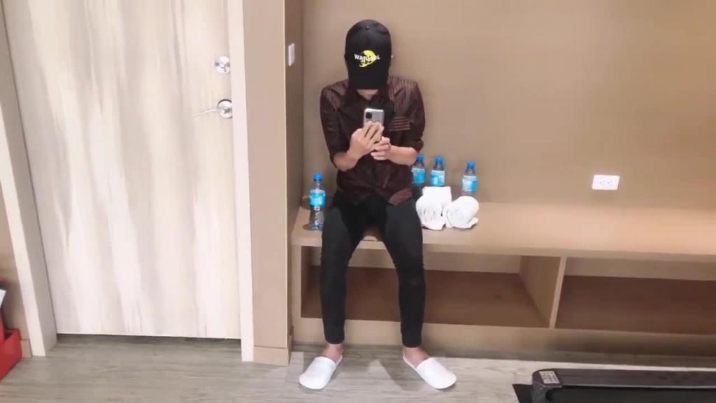 可爱台妹在健身房忍不住来了一发 预览截图 2