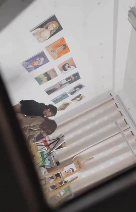 山东烟台画室学生激情啪啪 预览截图 10