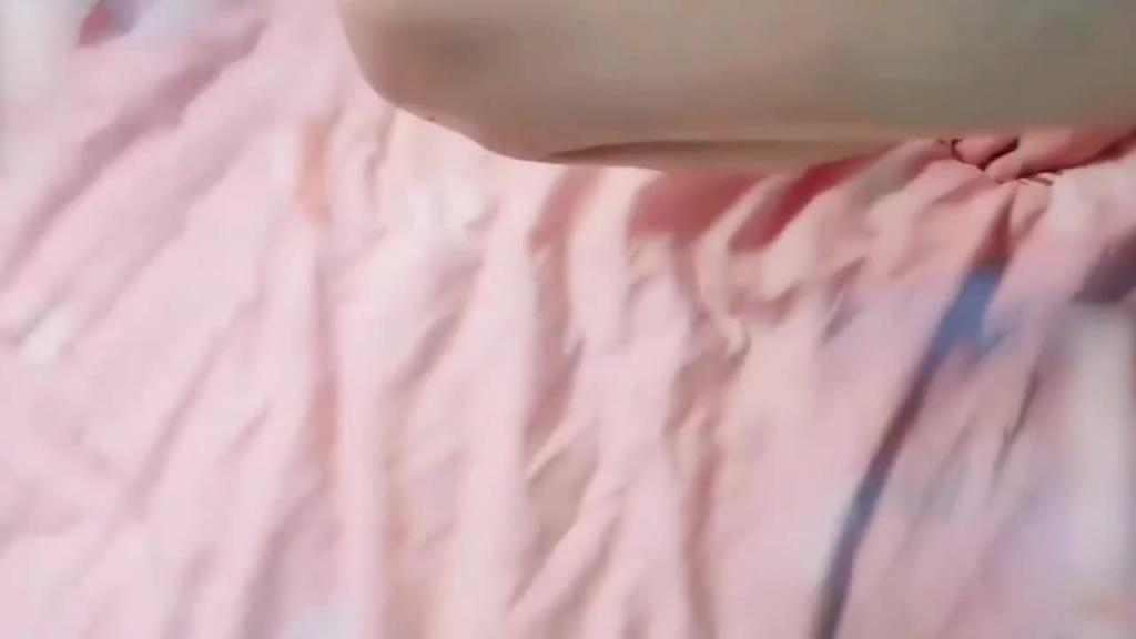 福利-精选 双马尾反差婊一线天嫩逼萝莉 被爆操叫声淫荡不堪 预览截图 5