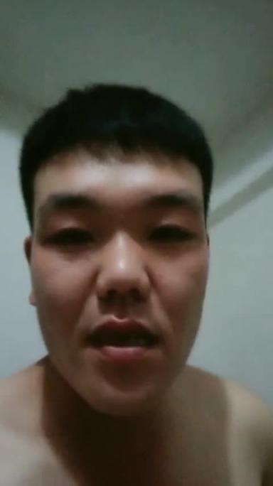 真实母子乱伦 妈妈女上位被儿子干到高潮 预览截图 8