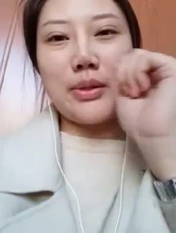 妹妹裸聊 预览截图 5