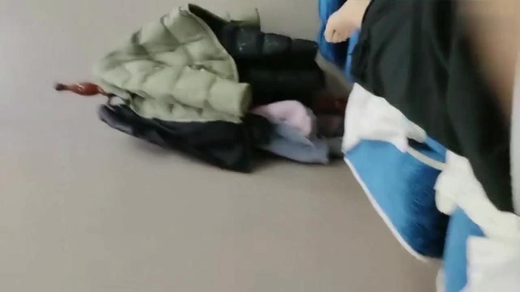 【按摩会所勾搭】按摩会所如此清纯技师勾搭拿下,当场爆插 预览截图 3