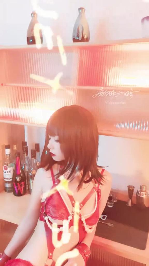 [爆机少女喵小吉]小吉的微醺时刻 预览截图 2