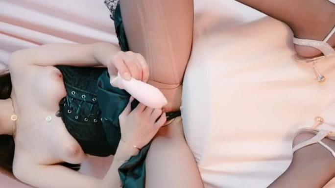 桃桃酱给你的极致视觉体验,粉色少女嫩穴的诱惑 预览截图 7
