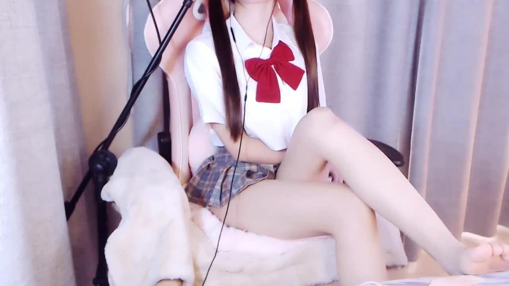 白丝制服 JK声音酥麻 萌妹 预览截图 4