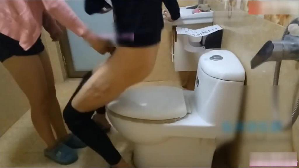 乱伦亲嫂子，让你哥知道得捅死你 预览截图 2