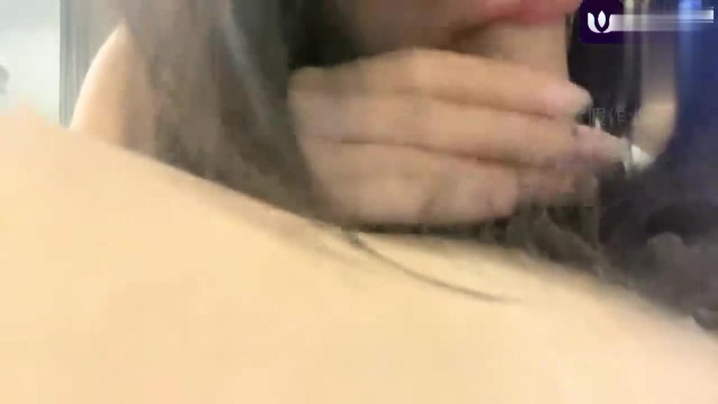 【高中生淫乱】校花学妹高三辍学后,背着父母2男2女宿舍淫乱赚零花钱! 预览截图 5
