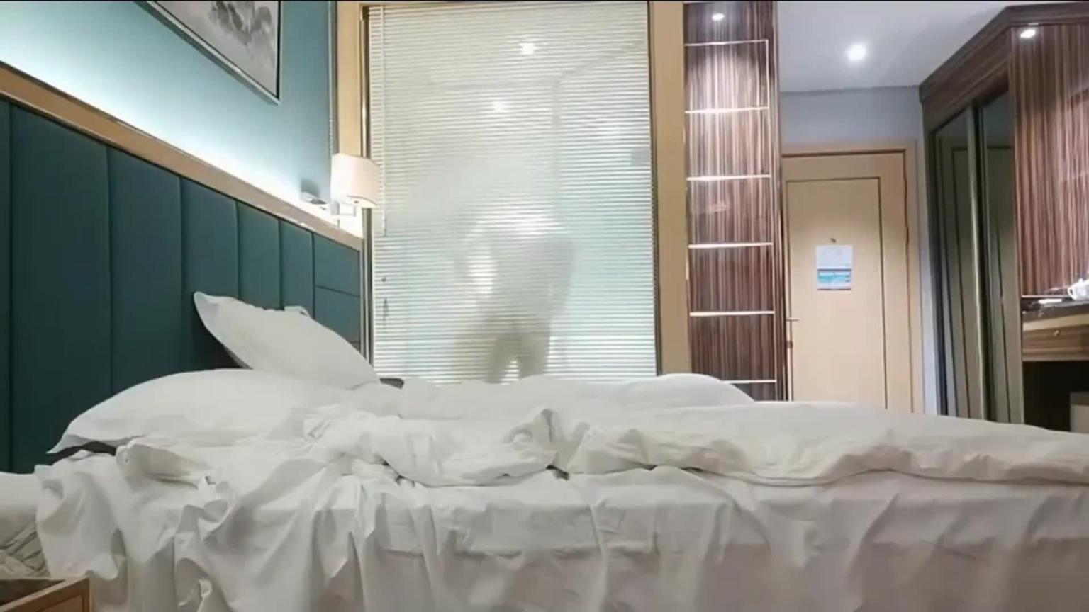 久经沙场探花郎只约闷骚小人妻“你这黑人尺寸我受不了啊 预览截图 11