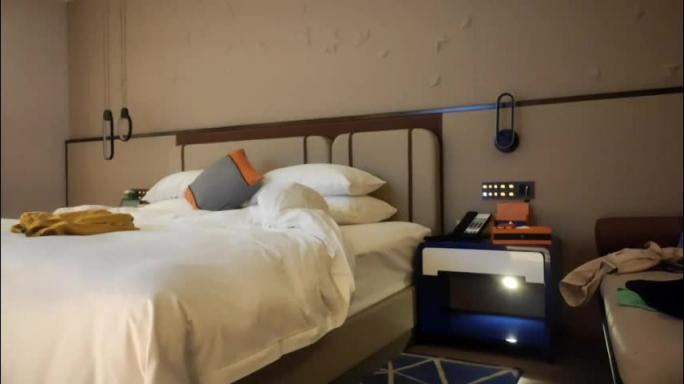 【偷情良家少妇酒店约会各种姿势爆】 预览截图 6