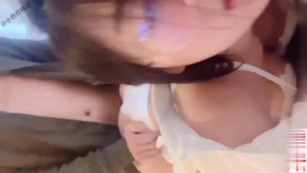推特巨乳美医极品骚货「Amam」娇喘好听 预览截图 5