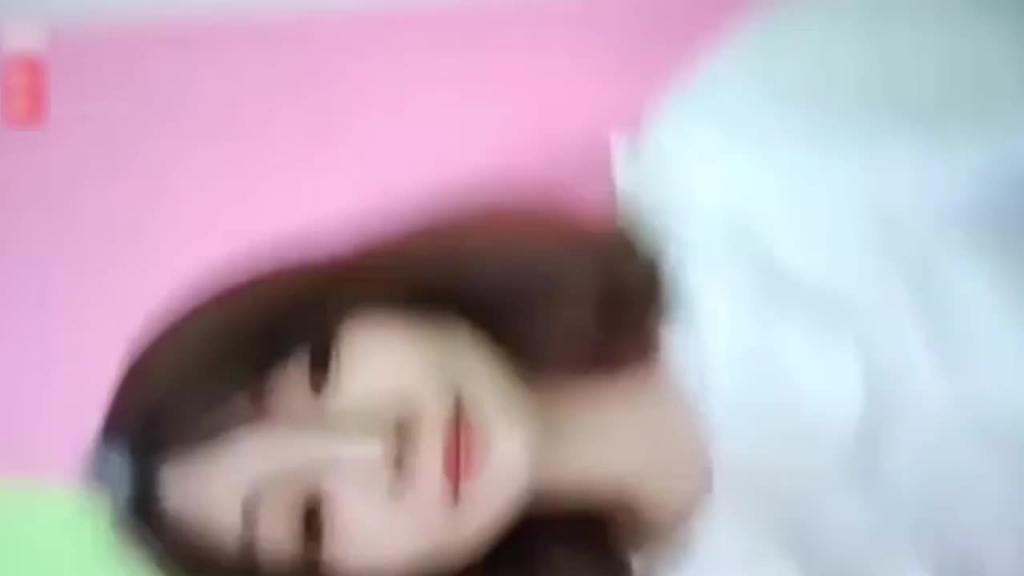 【老师自慰】音乐老师课上自慰喷尿，正宗音乐老师边上课边自慰高潮 预览截图 6