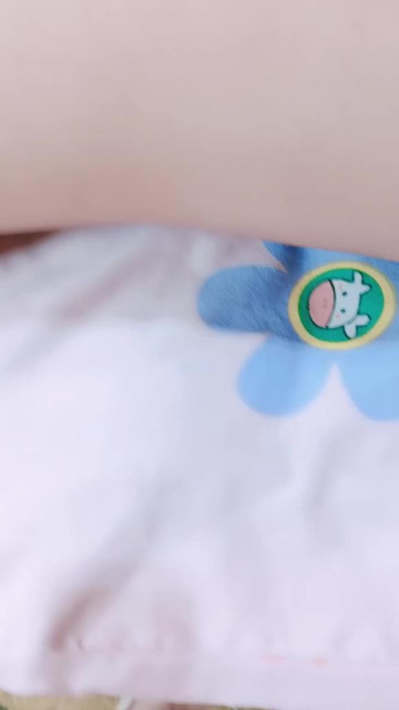 一堆00后小萝莉随便操!清纯眼镜嫩妹!拔下内裤小 穴超嫩,用屌磨蹭插入,打桩机深插美臀+极品主播 预览截图 10