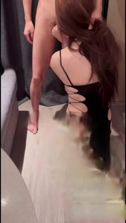性感妖艳女神,情趣透视蕾丝内衣,超级迷人,鸡巴都快给口爆了 预览截图 11