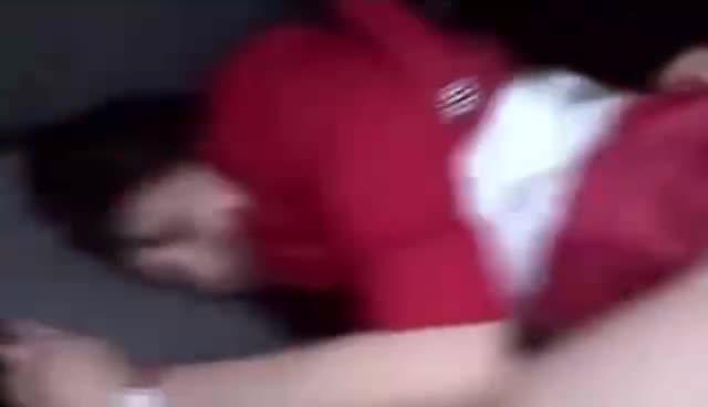 在路边遇到一个极品美女,拖上车就开始强奸她,车上操了,还要带回家继续操 预览截图 2