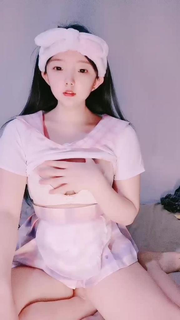 婴儿肥呆萌美少女 预览截图 11