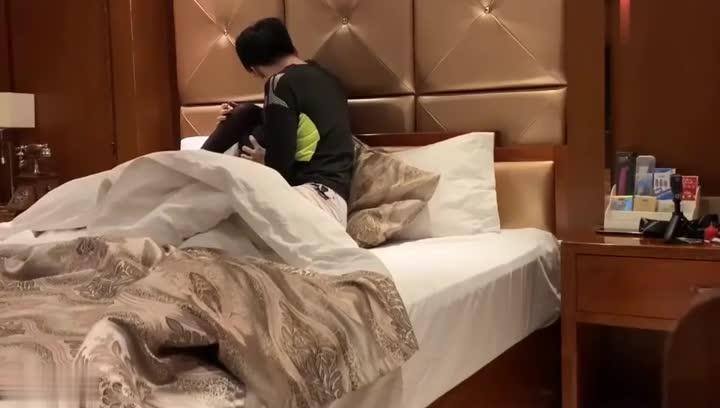 【调教舞蹈生】约沈阳音乐学院舞蹈母狗真他妈骚说自己被二十多个 预览截图 1