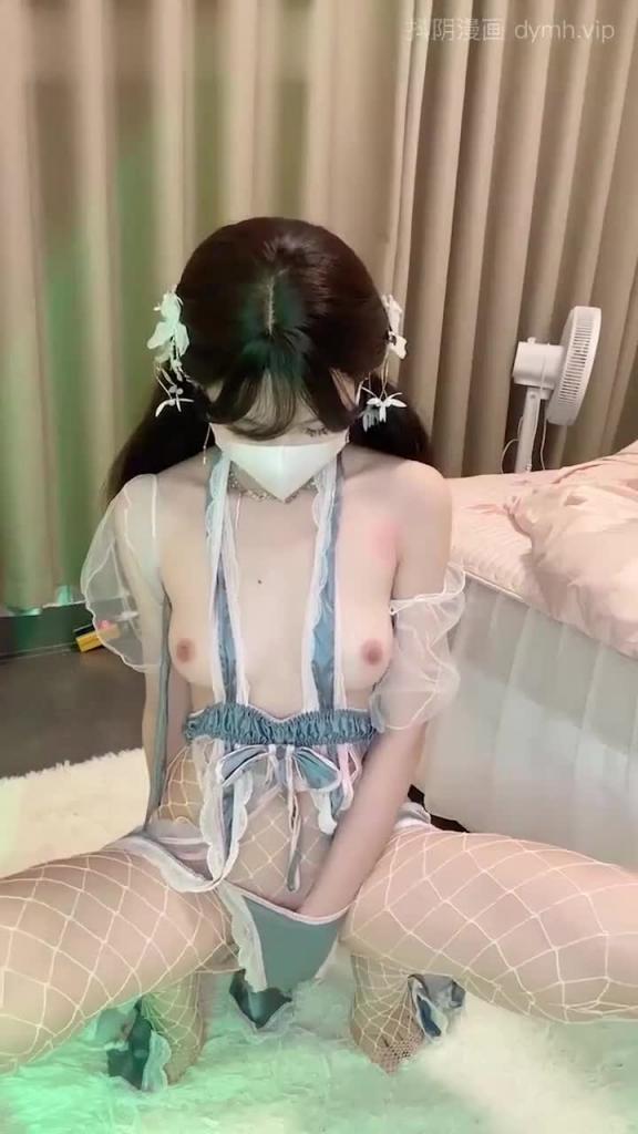 【萝莉】白网【酥酥】袜透明情趣夹子铃铛的诱惑 预览截图 5