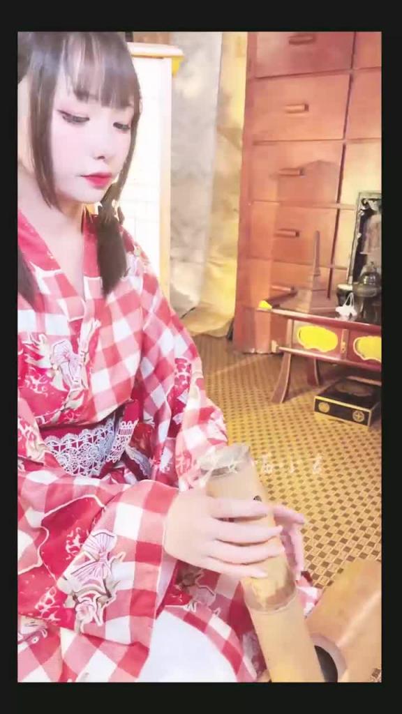 [爆机少女喵小吉]灼灼其华 预览截图 6