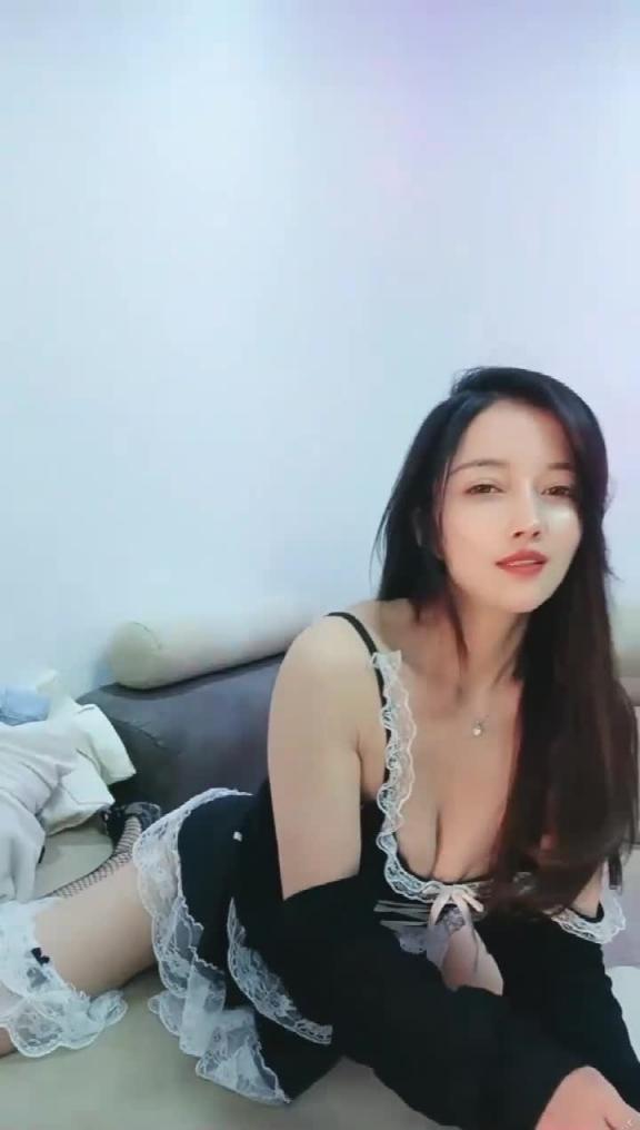制服诱惑主题周居家直播制服太美了穿上制服的我你受得了嘛满足你的幻想 预览截图 11