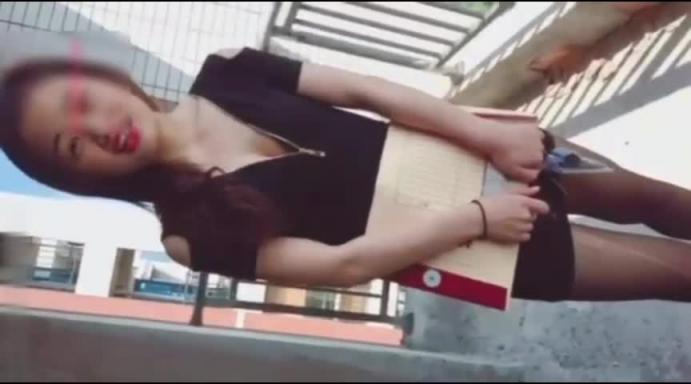 真实勾搭售楼部黑丝小姐姐，为冲业绩奉献肉体论为母狗，对白精彩 预览截图 3
