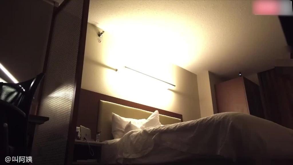 极品媚黑黑人巨根应约魔都绿帽男3P饥渴白嫩娇妻 预览截图 11