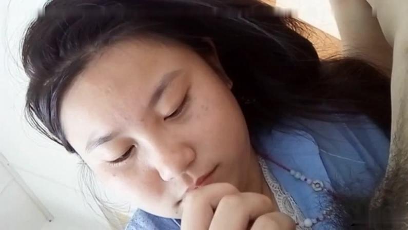 离异饥渴人妻老师跟学生的性爱视频合集 预览截图 3