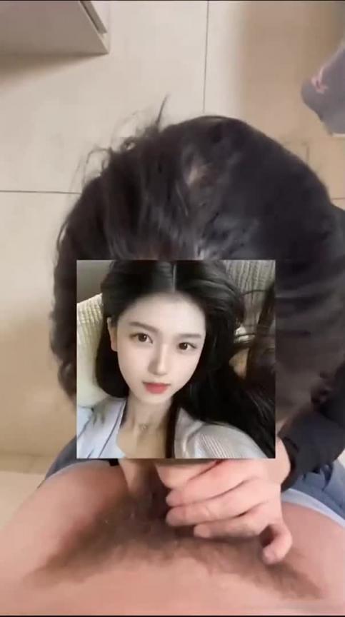 【淫荡人妻打着电话操着逼】人妻的老公出差,她一个人在家看娃,我偷偷来她家,背着她儿子狂操她!中途少妇老公打电话来,我干的太勐,淫荡人妻差点没忍住叫出…. ! 预览截图 1