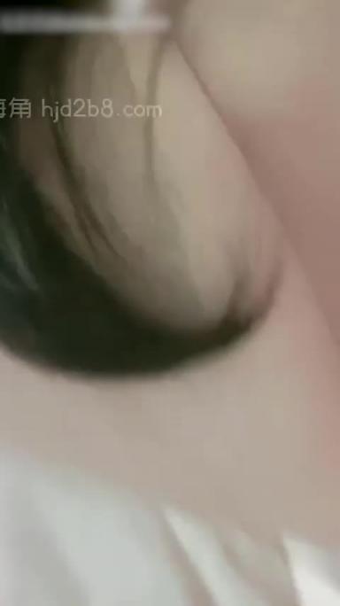 真实姐弟乱伦 兽性大发把姐姐按在厕所爆菊 预览截图 10